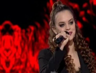 The Voice: «Τιτανικός» για την Άννα Μιχαηλίδου – Ξέχασε τα λόγια του τραγουδιού (βίντεο)